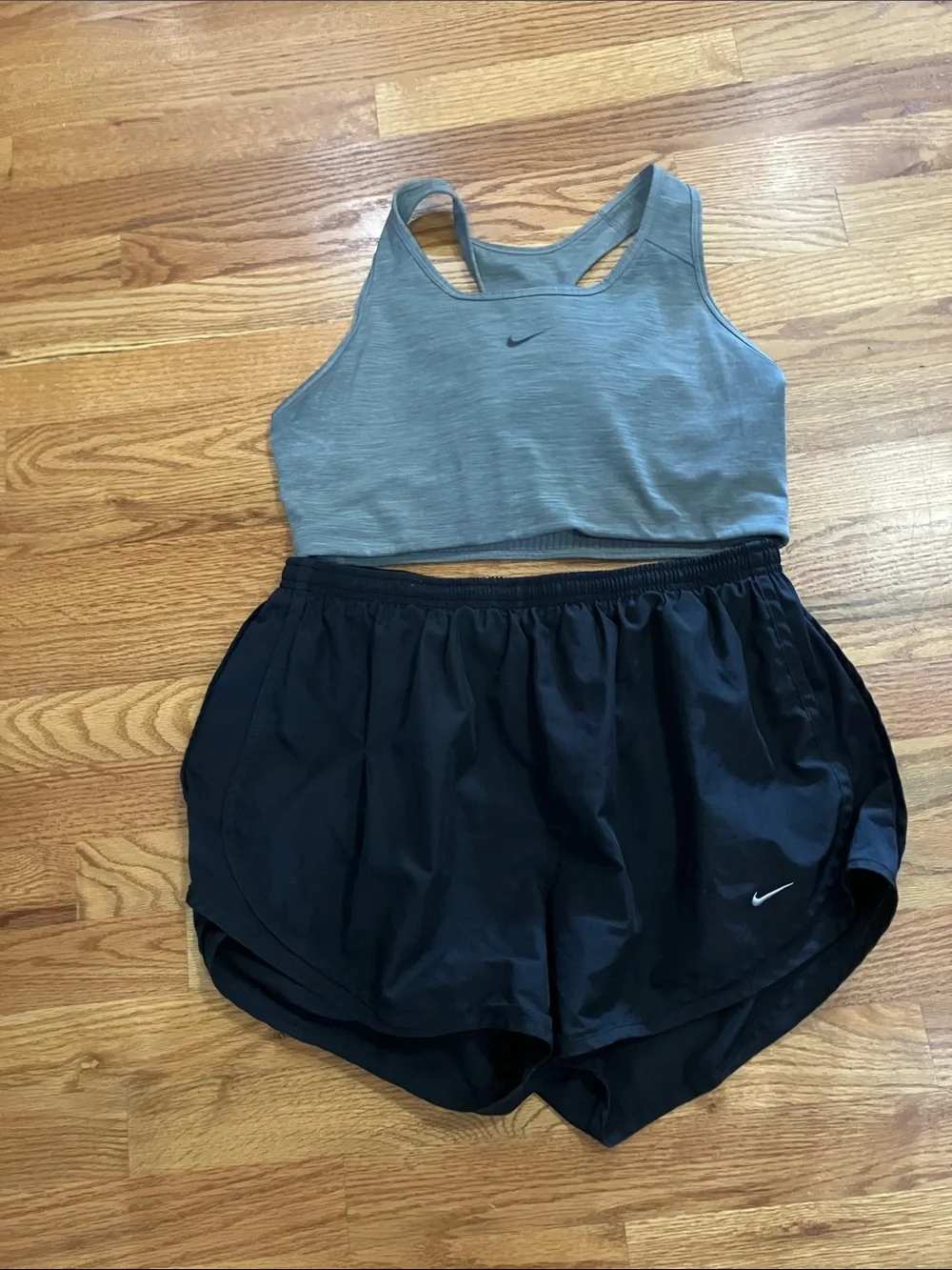 Nike Grey Racerback Sports Bra with Black Running Shorts Sz XL GUC